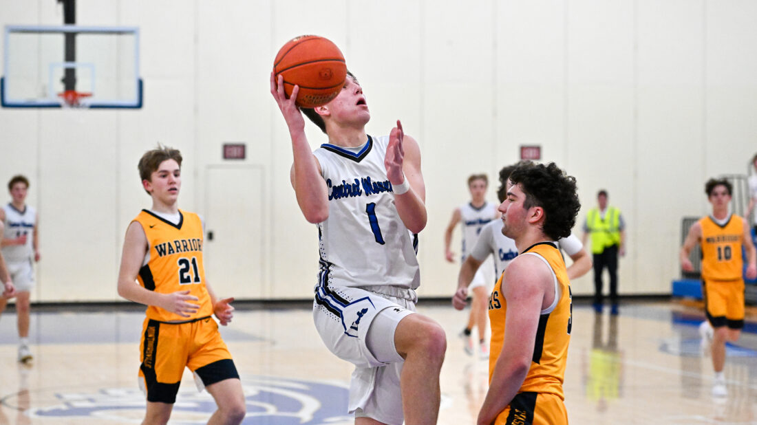 Central Mountain basketball rolls past Montoursville for fifth straight